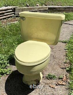 Yellow Vintage American Standard Toilet Big Flush, Flawless Sanitized NO CRACKS